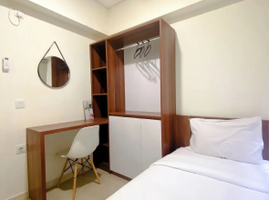 Spacious And Homey Apartment 2Br At Meikarta