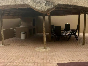 TOYAs HOUSE