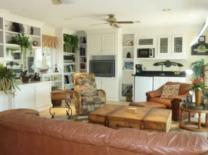 Blackbeards Hideaway by Jekyll Realty