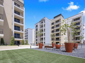Portside Bliss La Mer 1 BR with Sea View