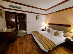 Mastiff Grand Regal Resort Arrah by OTHPL