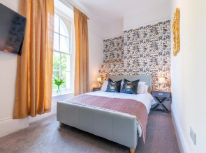 Wyndham Square Apartments by K Boutique