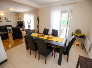 My Dalmatia - Apartment Vigo with Private Pool