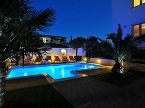 Tomo - Open Pool and Pool for Children - A4
