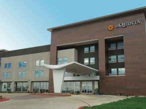 La Quinta Inn & Suites by Wyndham Amarillo Airport