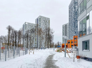 Cosmos (Космос) на улице Революции 52В