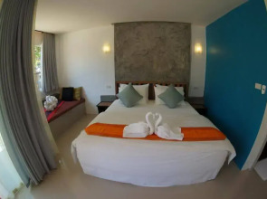 TT Naiyang Beach Phuket