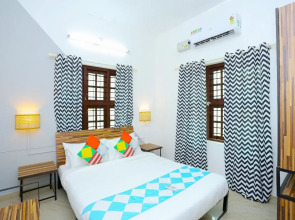 Oyo 25117 Grand Villa