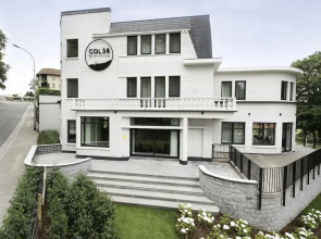 Upscale Mansion In Kluisbergen With Sauna And Terrace