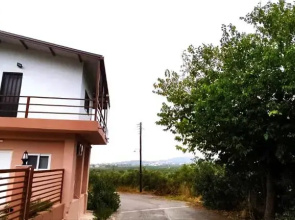 lake agia apartments