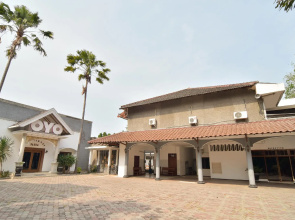OYO 1232 Hotel Basra