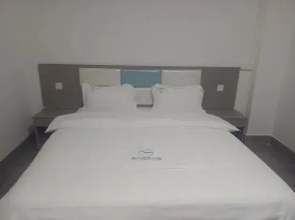 Modern Business Apartment