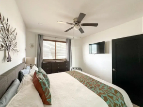 301 B Linda Vista Tranquil Sunset Vistas