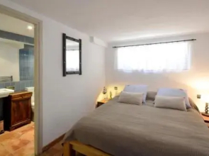 Ref 119. Casa Blanca