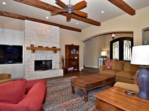 Pet-friendly Oasis in Gated Community!