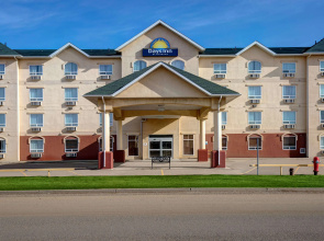 Days Inn by Wyndham Dawson Creek