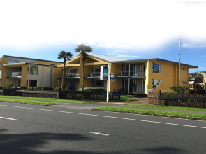 Bucklands Beach Waterfront Motel