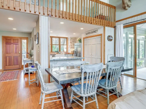 < 1 Mi to Marina: Ford Mountain Retreat w/ Deck