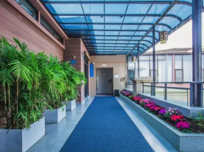 Shengshi Yiye Hotel