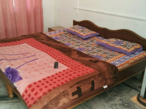 Raj Resort