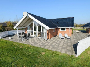 6 Person Holiday Home in Tarm