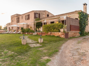S´hort Des Turo