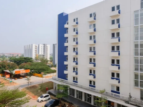 Comfy 2BR (No Kitchen) Apartment at Aeropolis Crystal Residence