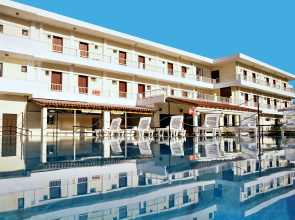 Hotel Prassino Nissi