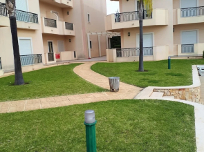 Apartment With one Bedroom in Olhos de Agua, With Shared Pool, Furnished Terrace and Wifi