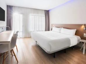 B&B Donostia San Sebastián Aeropuerto Hotel 