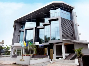 Glitz Inn