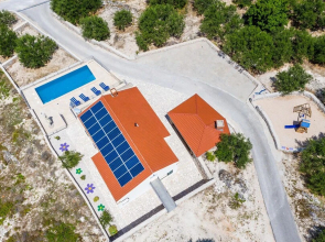 Nice Home in Zaton With Wifi and 3 Bedrooms