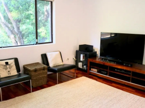 Spacious Apartment in Lane Cove Near CBD