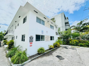 Miami Magic Cozy 2-bedroom Getaway in the City