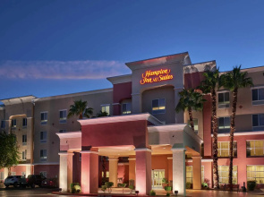 Hampton Inn & Suites Phoenix-Surprise