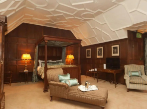 Hever Castle Luxury Bed and Breakfast