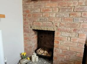 Charming 2-bed Cottage on Outskirts of Beverley