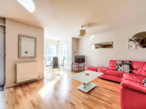 Delightful Two Bed Apartment At The Shore