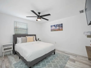 Paradise Haven- Amazing 4BR Oasis With Pool