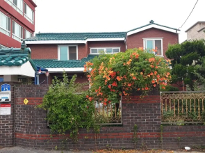Gangneung Bow The Way Guest House