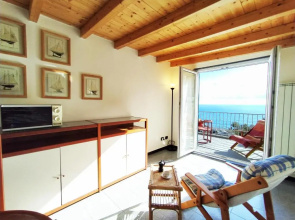 Monia House Sea View