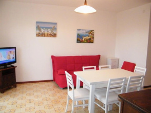 Spacious Apartment Near the Beach