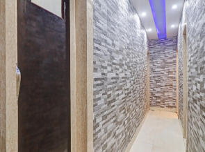 OYO 75137 Hotel Shree Narayan Regency