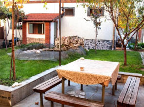 Valevitsata Guesthouse