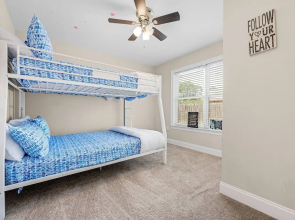 Niceville Dream Home Sleeps 13