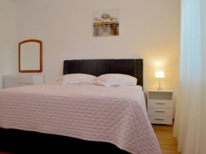 Lovely 1-bedroom Apartment Venilia Rudin