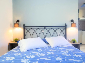 Myrto Apartments
