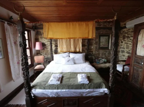 Terrace Houses Sirince