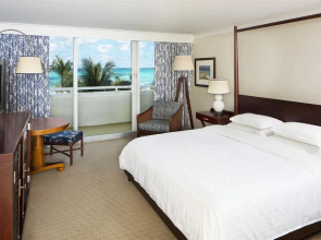 Sheraton Nassau Beach Resort