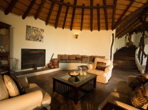 Mopane Bush Lodge